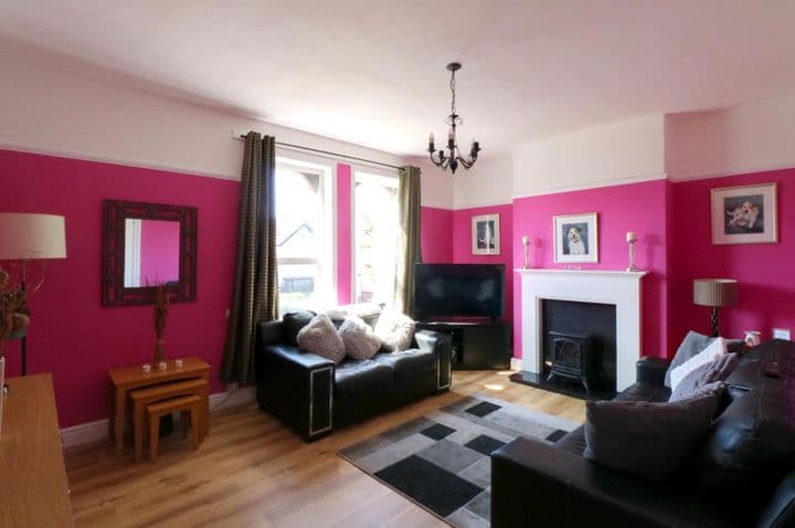 1 bedroom apartment for sale in Blackpool, United Kingdom - Image 5