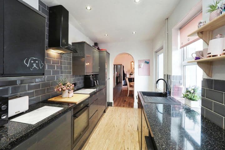 2 bedrooms house for sale in Nottingham, United Kingdom - Image 3