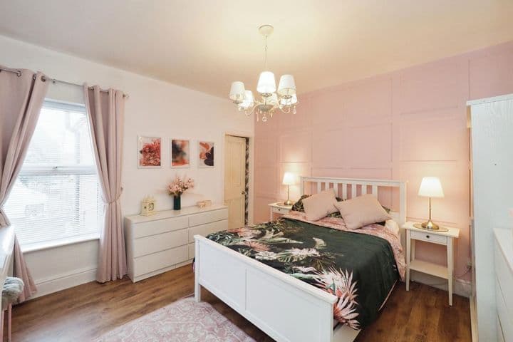 2 bedrooms house for sale in Nottingham, United Kingdom - Image 9