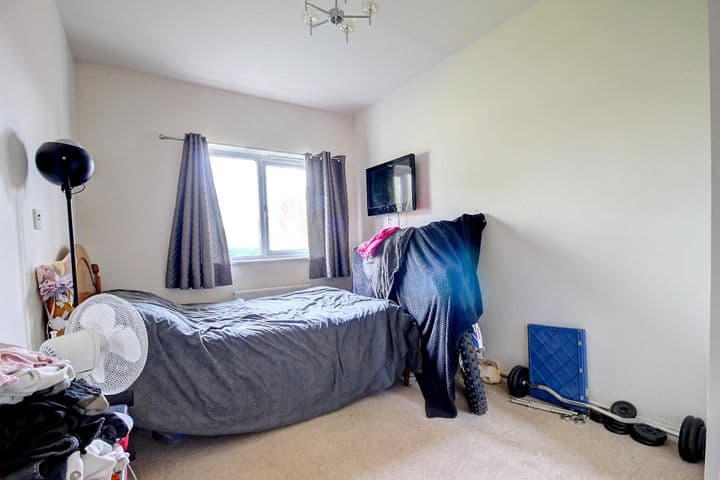 2 bedrooms apartment for sale in Basingstoke, United Kingdom - Image 7