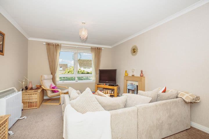 1 bedroom apartment for sale in Dumfries and Galloway, United Kingdom - Image 9