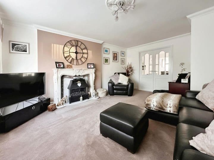 3 bedrooms house for sale in Leeds, United Kingdom - Image 7