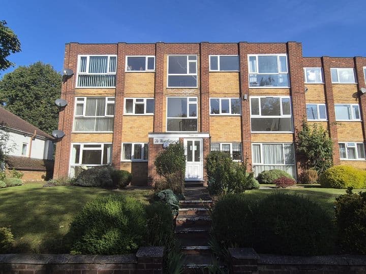 1 bedroom apartment for sale in Oldbury, United Kingdom - Image 10