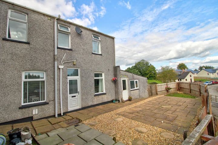 3 bedrooms house for sale in Cwmbran, United Kingdom - Image 2