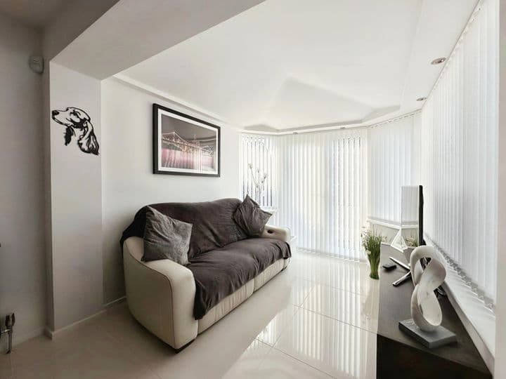 3 bedrooms house for sale in Leeds, United Kingdom - Image 8