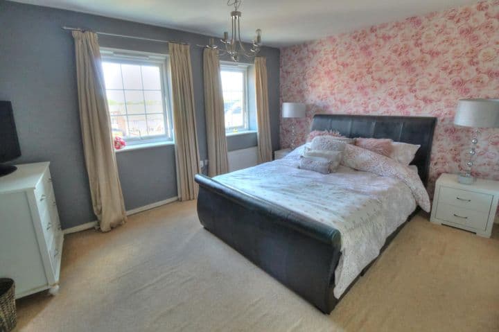 4 bedrooms house for sale in Tipton, United Kingdom - Image 9