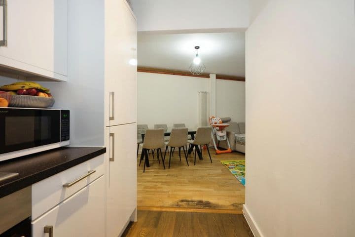 1 bedroom apartment for sale in London, United Kingdom - Image 5