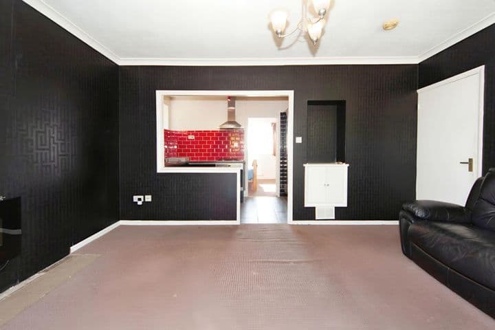 1 bedroom apartment for sale in Warwick, United Kingdom - Image 6