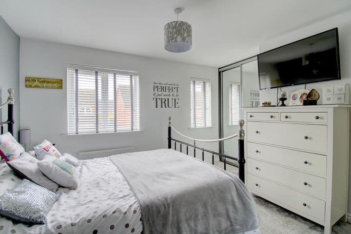 4 bedrooms house for sale in Burntwood, United Kingdom - Image 11