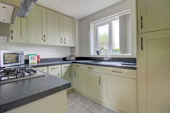 3 bedrooms house for sale in Cannock, United Kingdom - Image 4