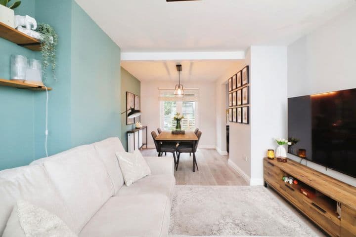 2 bedrooms house for sale in Glasgow, United Kingdom - Image 3