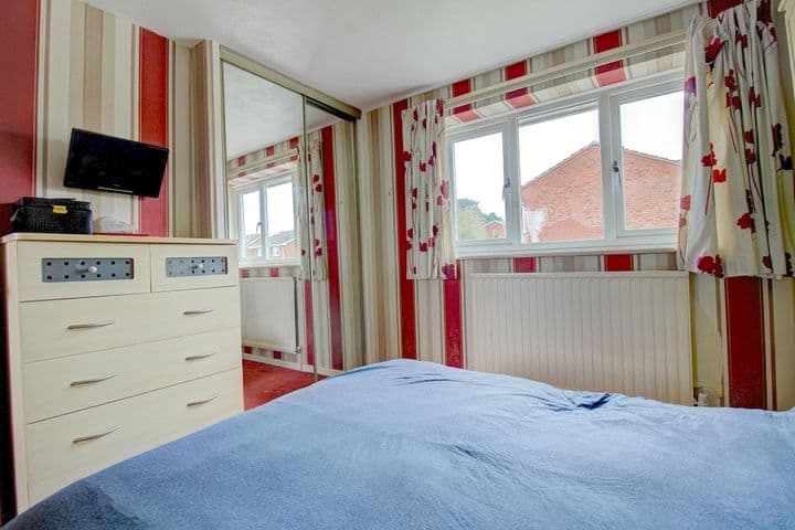 3 bedrooms house for sale in Cannock, United Kingdom - Image 10