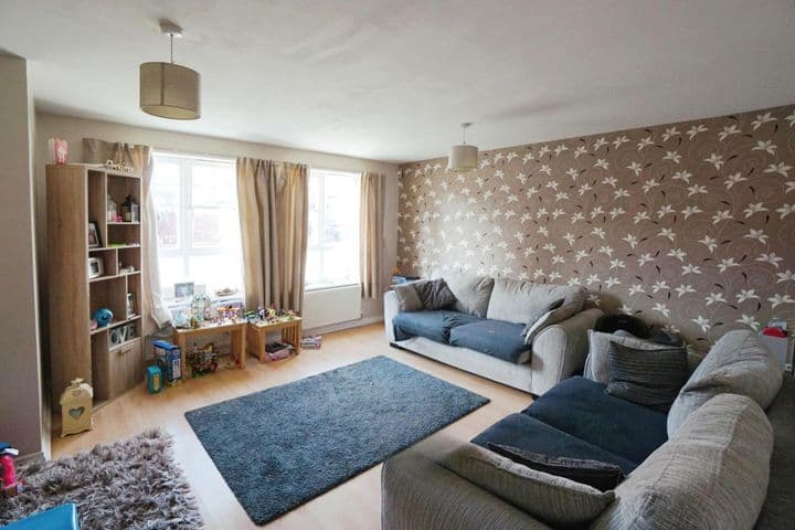 2 bedrooms apartment for sale in Willenhall, United Kingdom - Image 4