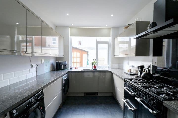 3 bedrooms house for sale in Blackpool, United Kingdom - Image 9