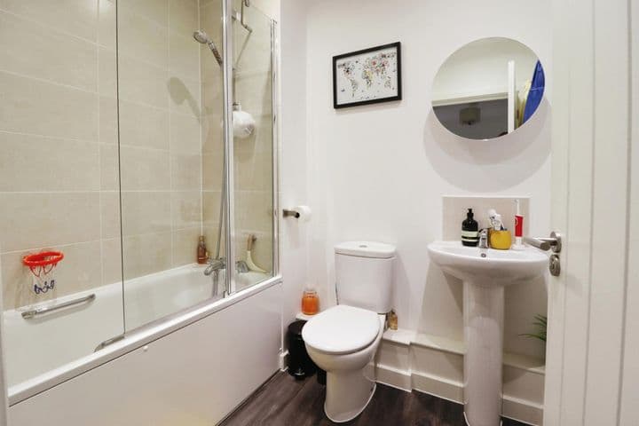 3 bedrooms house for sale in Harlow, United Kingdom - Image 11