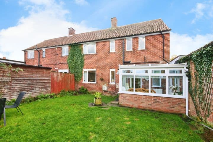 3 bedrooms house for sale in Thirsk, United Kingdom - Image 2