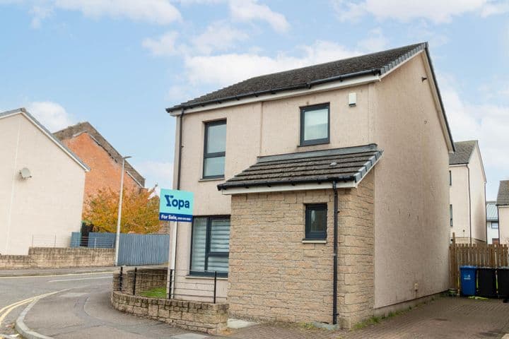 3 bedrooms house for sale in Dundee, United Kingdom - Image 2