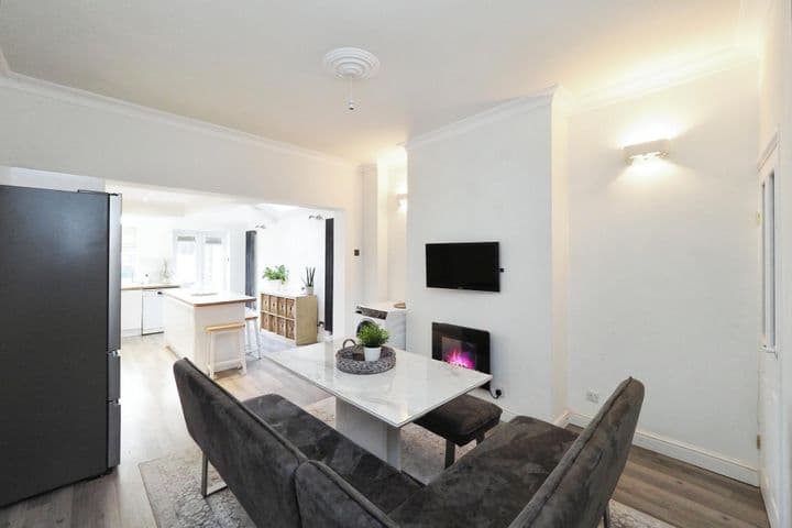 4 bedrooms house for sale in Ilkeston, United Kingdom - Image 8