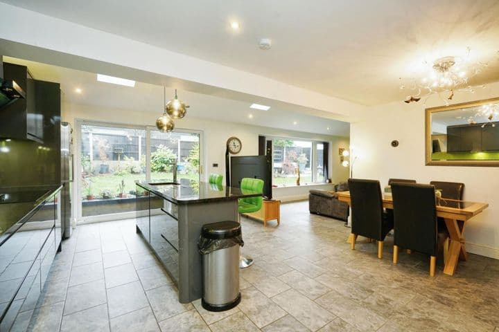 4 bedrooms house for sale in Bolton, United Kingdom - Image 6