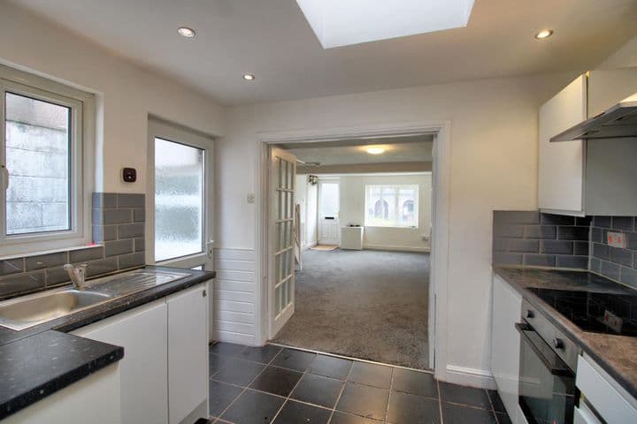 2 bedrooms house for sale in Maesteg, United Kingdom - Image 5