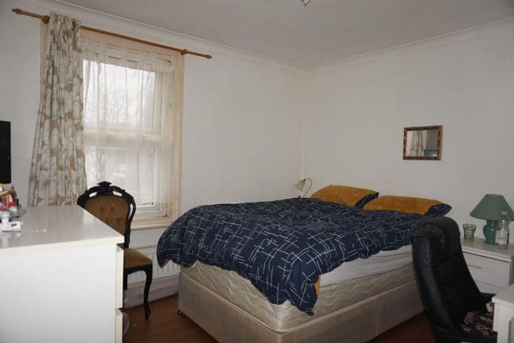 3 bedrooms house for sale in Gillingham, United Kingdom - Image 7