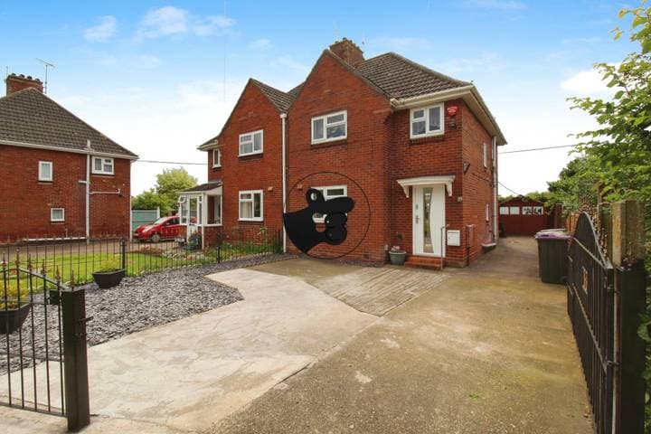 2 bedrooms house for sale in Bracebridge Heath, United Kingdom - Image 2