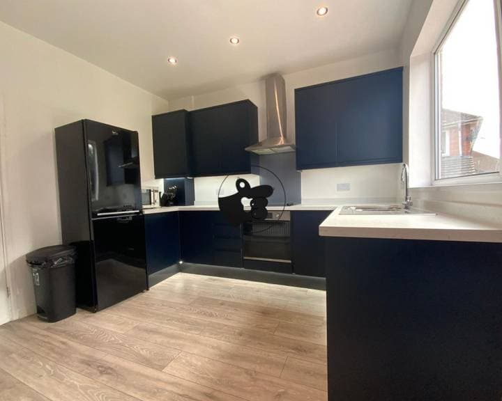 3 bedrooms house for sale in Redditch, United Kingdom - Image 3