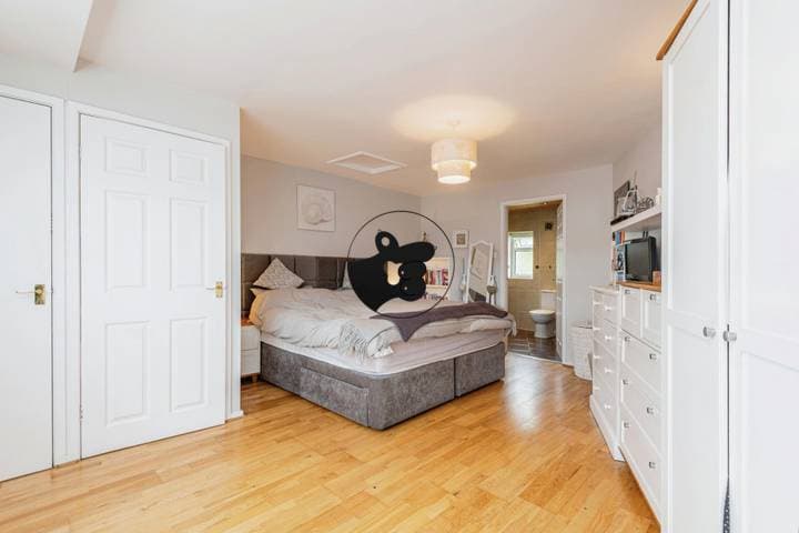 4 bedrooms house for sale in Huddersfield, United Kingdom - Image 13