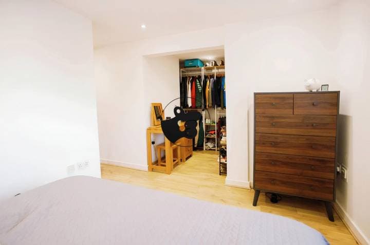 2 bedrooms apartment for sale in Manchester, United Kingdom - Image 11