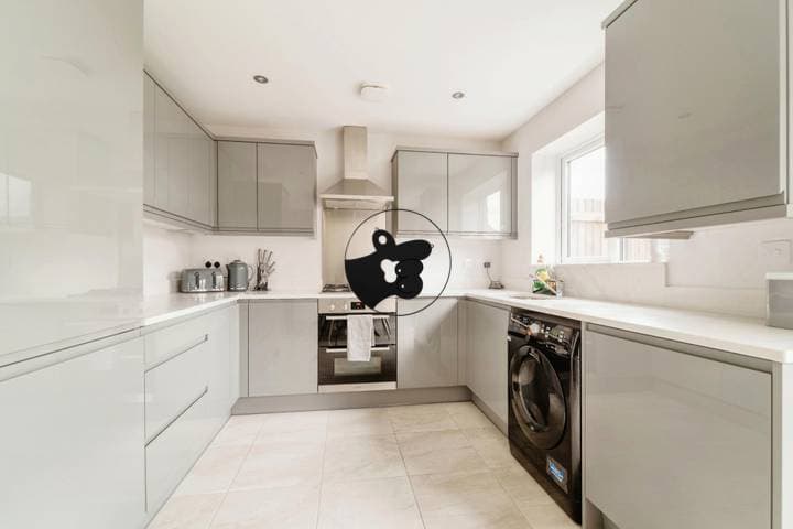 4 bedrooms house for sale in Burnley, United Kingdom - Image 6