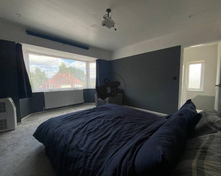 3 bedrooms house for sale in Redditch, United Kingdom - Image 8