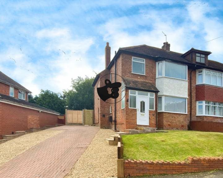 3 bedrooms house for sale in Redditch, United Kingdom - Image 2