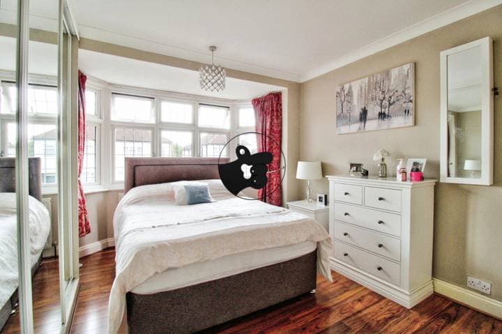 4 bedrooms house for sale in Hornchurch, United Kingdom - Image 38