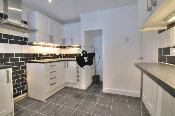 3 bedrooms house for sale in Basildon, United Kingdom - Image 6