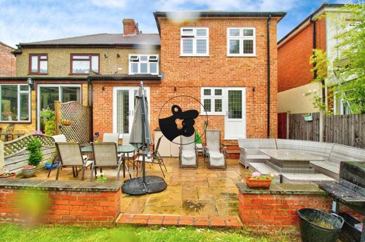 4 bedrooms house for sale in Hornchurch, United Kingdom - Image 10