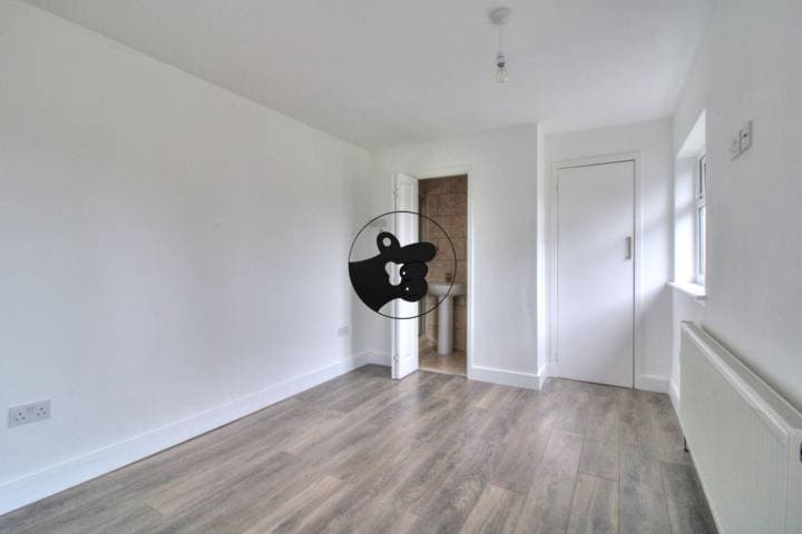 3 bedrooms house for sale in Basildon, United Kingdom - Image 13