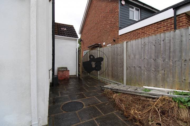 3 bedrooms house for sale in Basildon, United Kingdom - Image 21