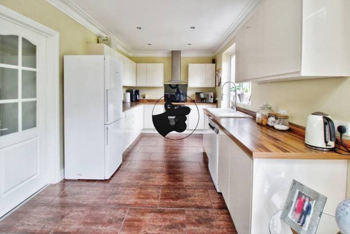 4 bedrooms house for sale in Hornchurch, United Kingdom - Image 14