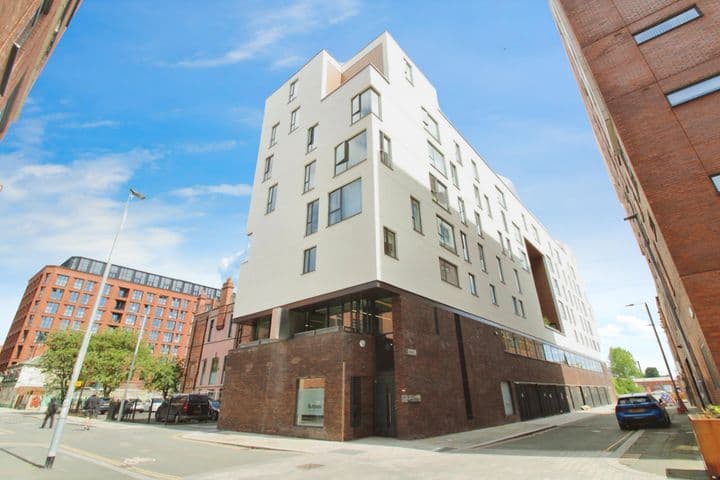 2 bedrooms apartment for sale in Manchester, United Kingdom - Image 2