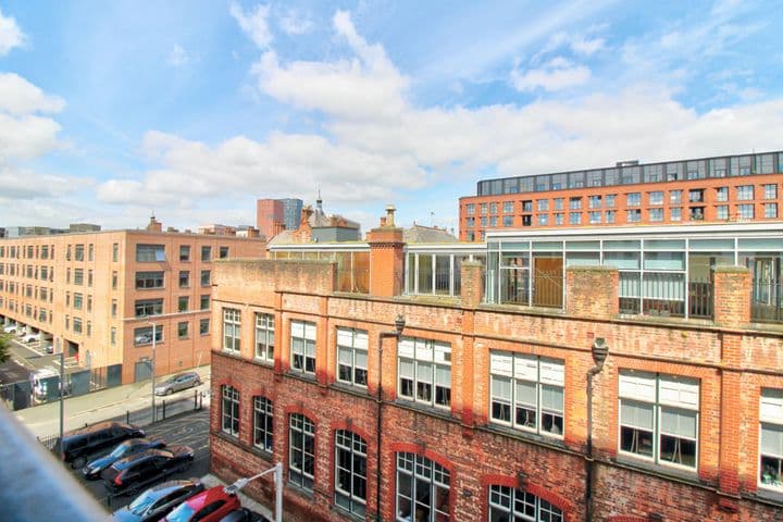 2 bedrooms apartment for sale in Manchester, United Kingdom - Image 5