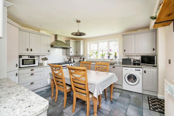 4 bedrooms house for sale in Norwich, United Kingdom - Image 2