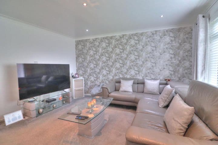 2 bedrooms house for sale in Glasgow, United Kingdom - Image 7