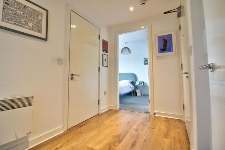 2 bedrooms apartment for sale in Manchester, United Kingdom - Image 10