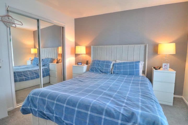 2 bedrooms house for sale in Glasgow, United Kingdom - Image 10