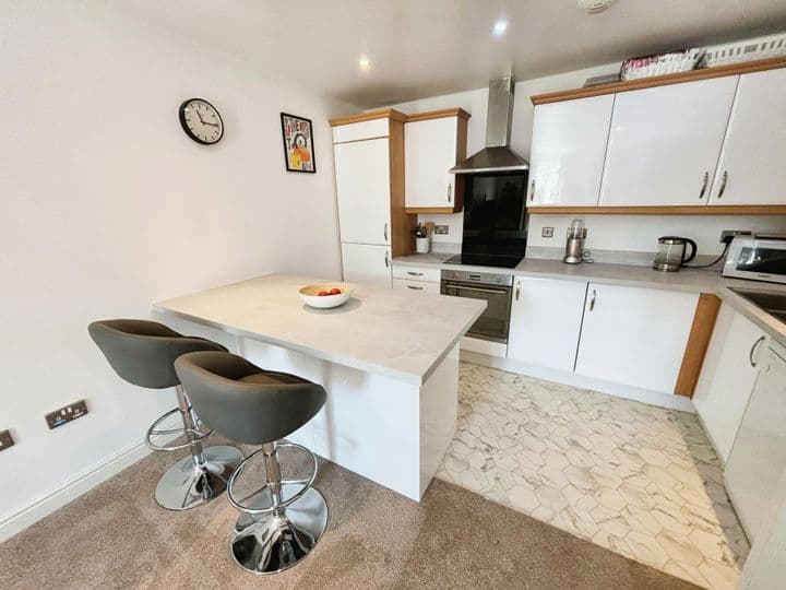 2 bedrooms apartment for sale in Lincoln, United Kingdom - Image 8