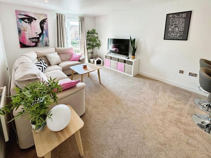 2 bedrooms apartment for sale in Lincoln, United Kingdom - Image 5