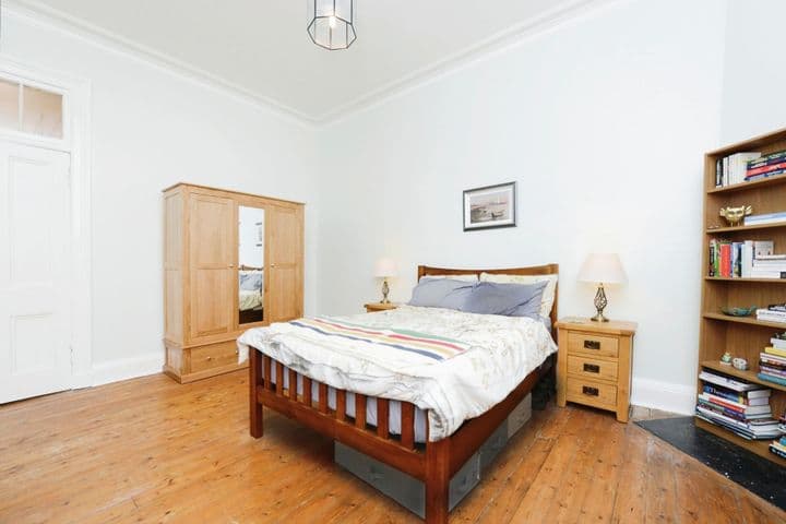 2 bedrooms apartment for sale in Edinburgh City Centre, United Kingdom - Image 10