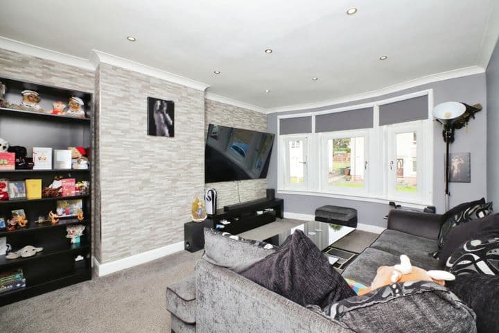 2 bedrooms apartment for sale in Glasgow, United Kingdom - Image 4