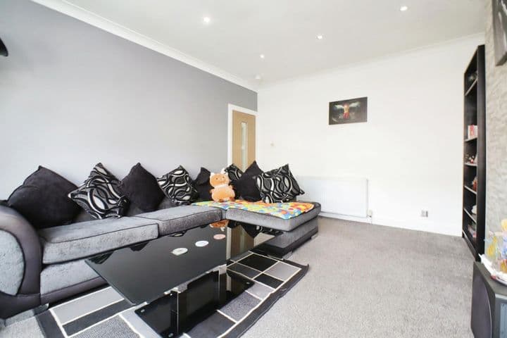 2 bedrooms apartment for sale in Glasgow, United Kingdom - Image 6