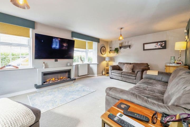 4 bedrooms house for sale in North Hykeham, United Kingdom - Image 3